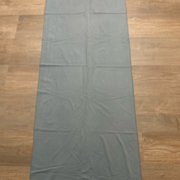 Yoga towel - Picture 1 of 5